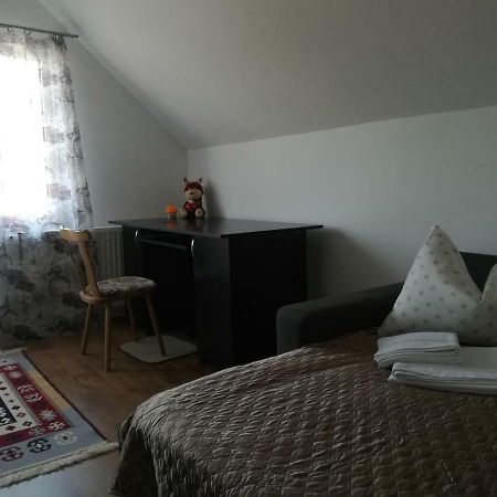 Five Villa Ludus Buitenkant foto